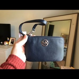 NWT AUTHENTIC Micheal Kors Zipper Wristlet